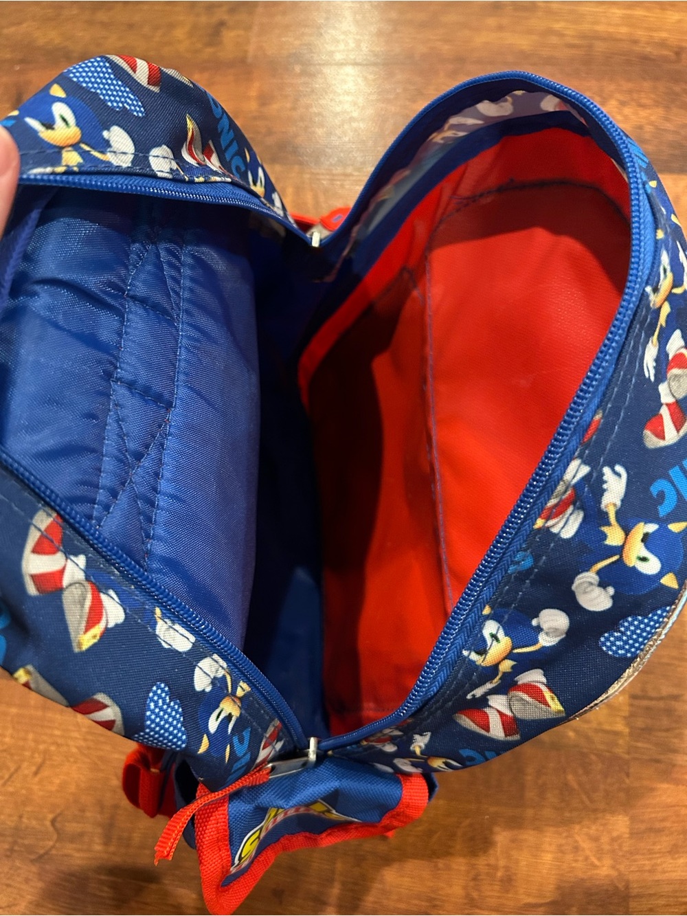 Sonic The Hedgehog Small Backpack 3-D Images Shadow Knuckles Tails 13” Preschool - Picture 7 of 7